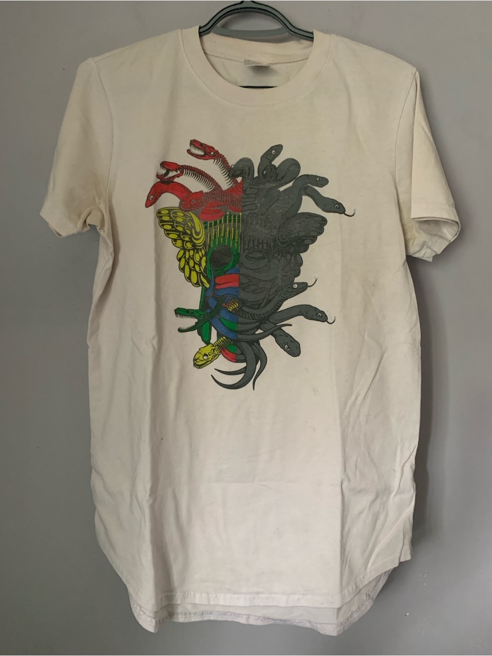 Crooks & Castles Graphic T-shirt Size Small